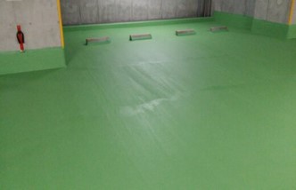 地下駐車場の画像