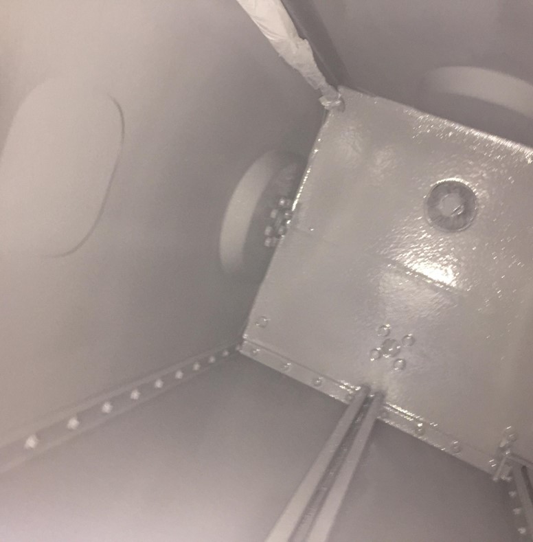 飲料水タンクの画像