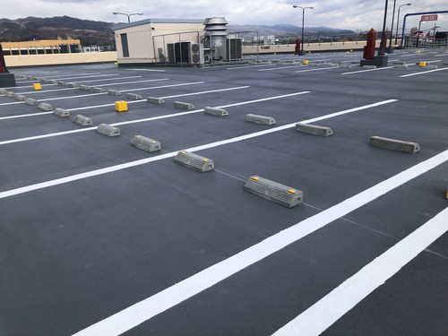 屋上駐車場の画像